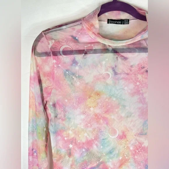 BooHoo Cosmic Tie Dye Mesh Top - Size 14 - Picture 3 of 9